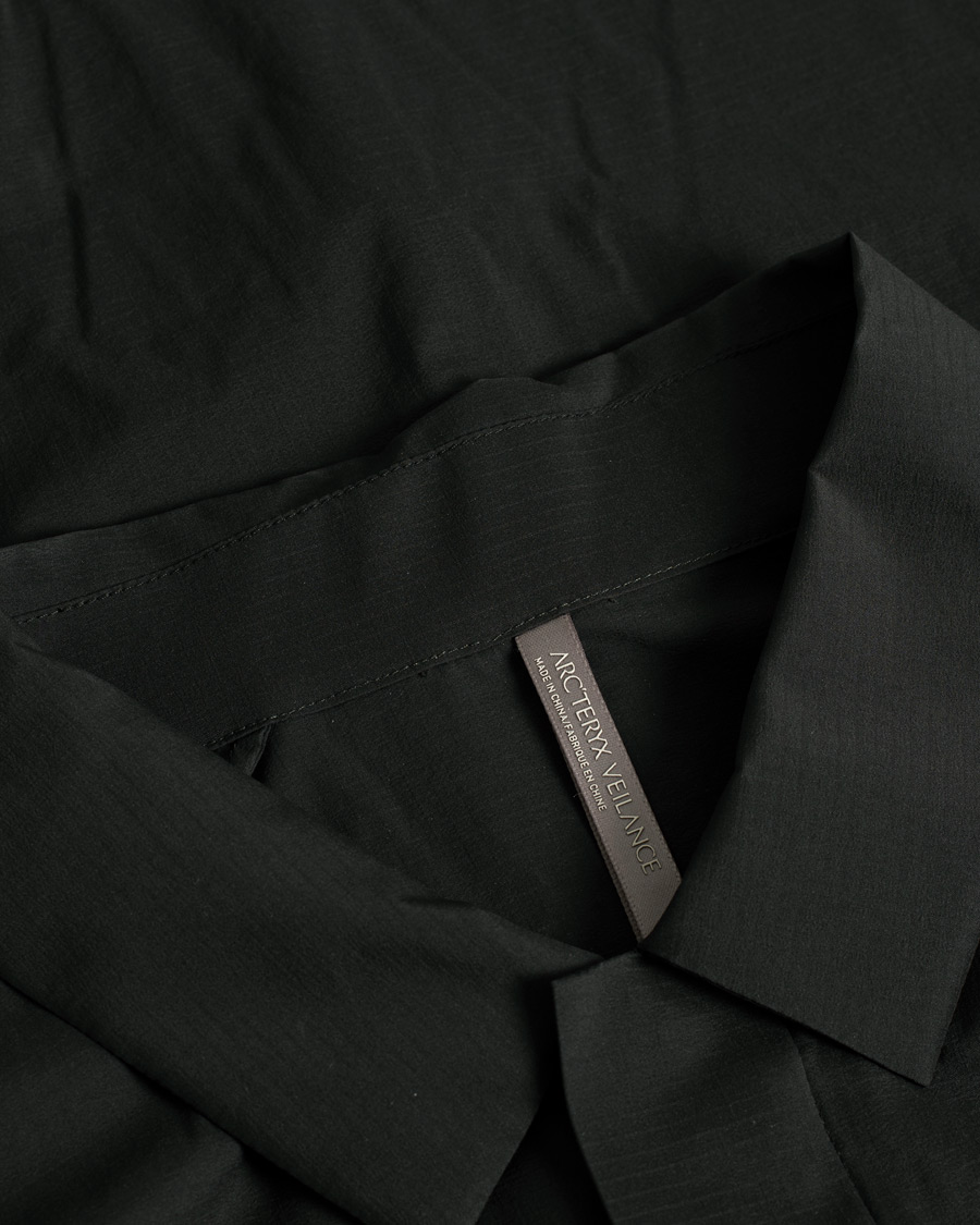 Herren | Arc'Teryx Veilance Demlo Ultra Lightweigt Coat Black | Pre-owned | Arc'Teryx Veilance Demlo Ultra Lightweigt Coat Black