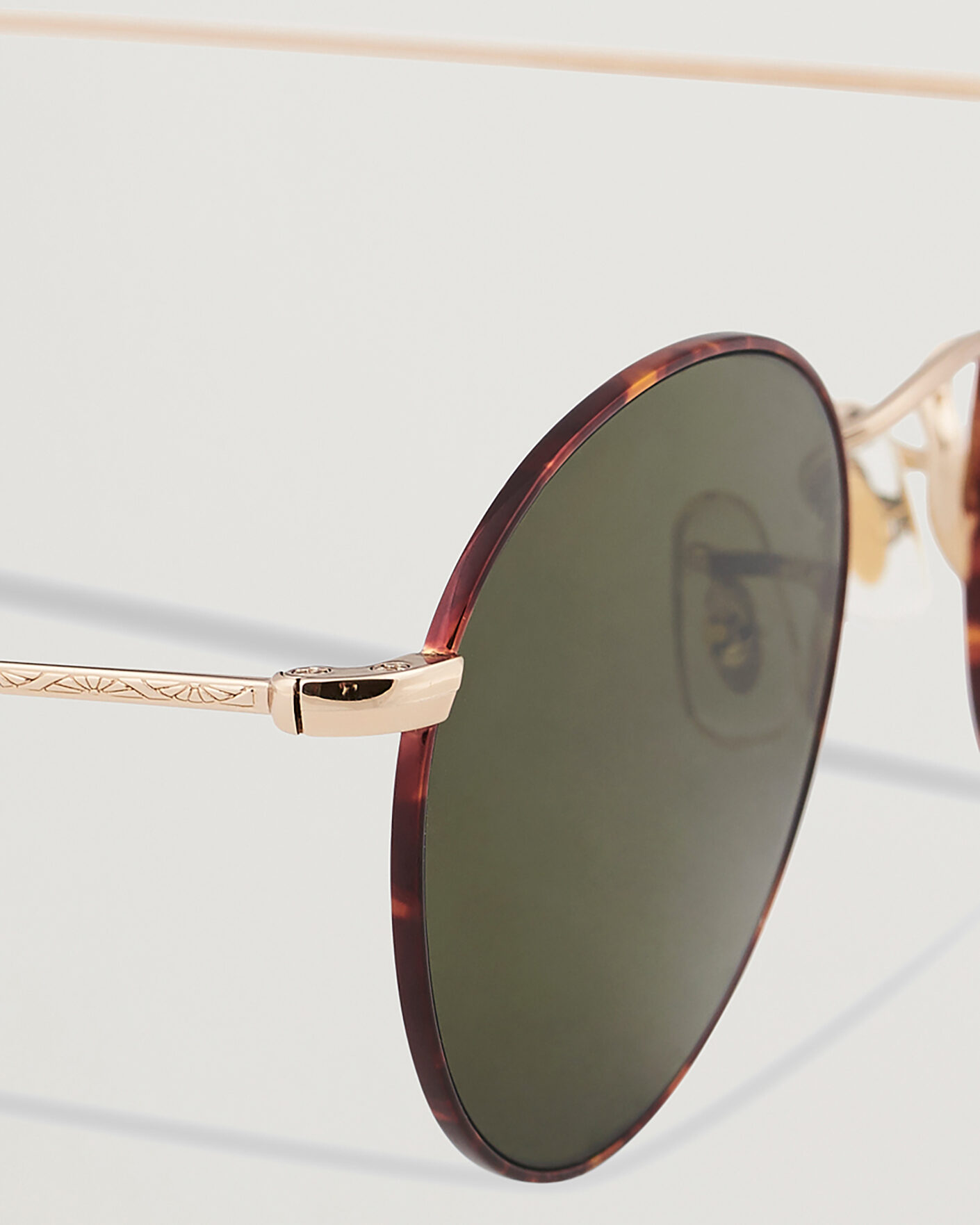 Herren | Pre-owned Accessoires | Pre-owned | Oliver Peoples 0OV1186S Sunglasses Gold/Tortoise