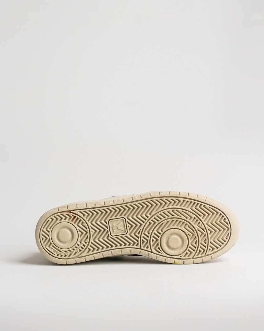 Herren | Veja V-12 Leather Sneaker Extra White/Cypres | Pre-owned | Veja V-12 Leather Sneaker Extra White/Cypres