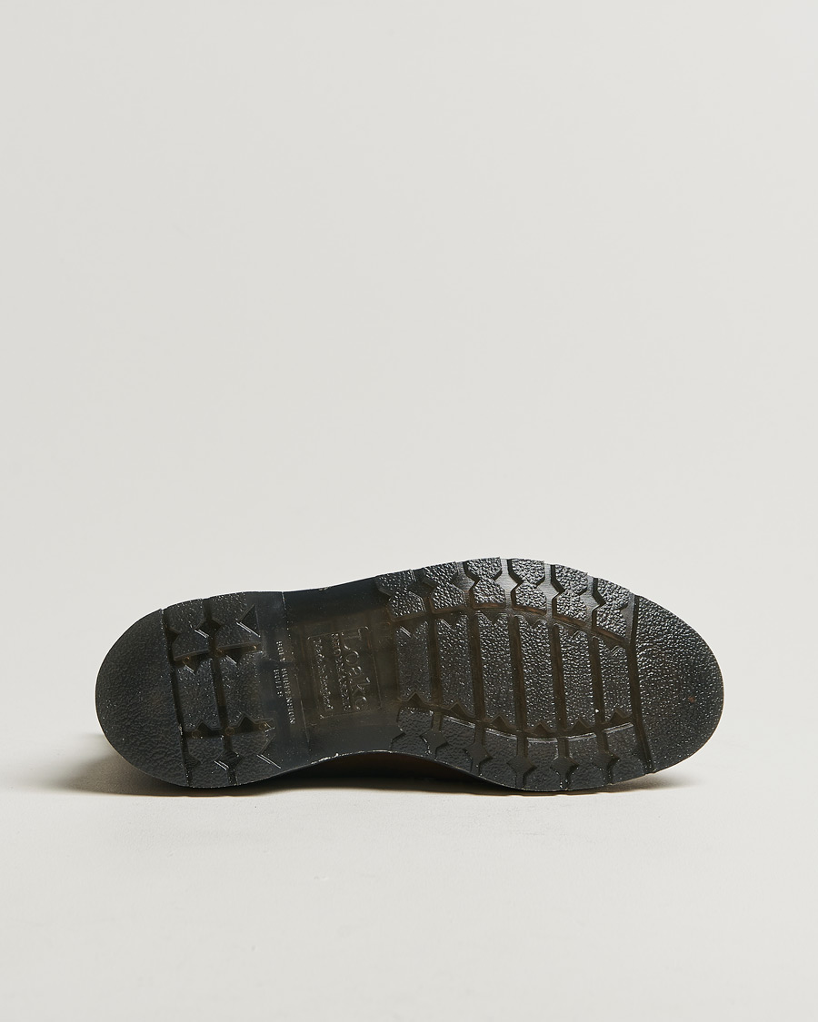 Herren | Loake Shoemakers Niro Heat Sealed Laced Boot Brown Nubuck | Pre-owned | Loake Shoemakers Niro Heat Sealed Laced Boot Brown Nubuck