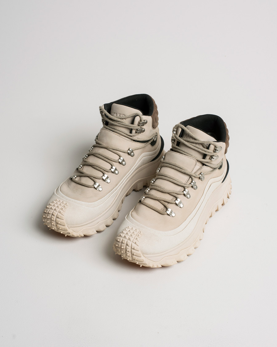 Herren | Moncler Trailgrip GTX Sneakers Beige | Pre-owned | Moncler Trailgrip GTX Sneakers Beige