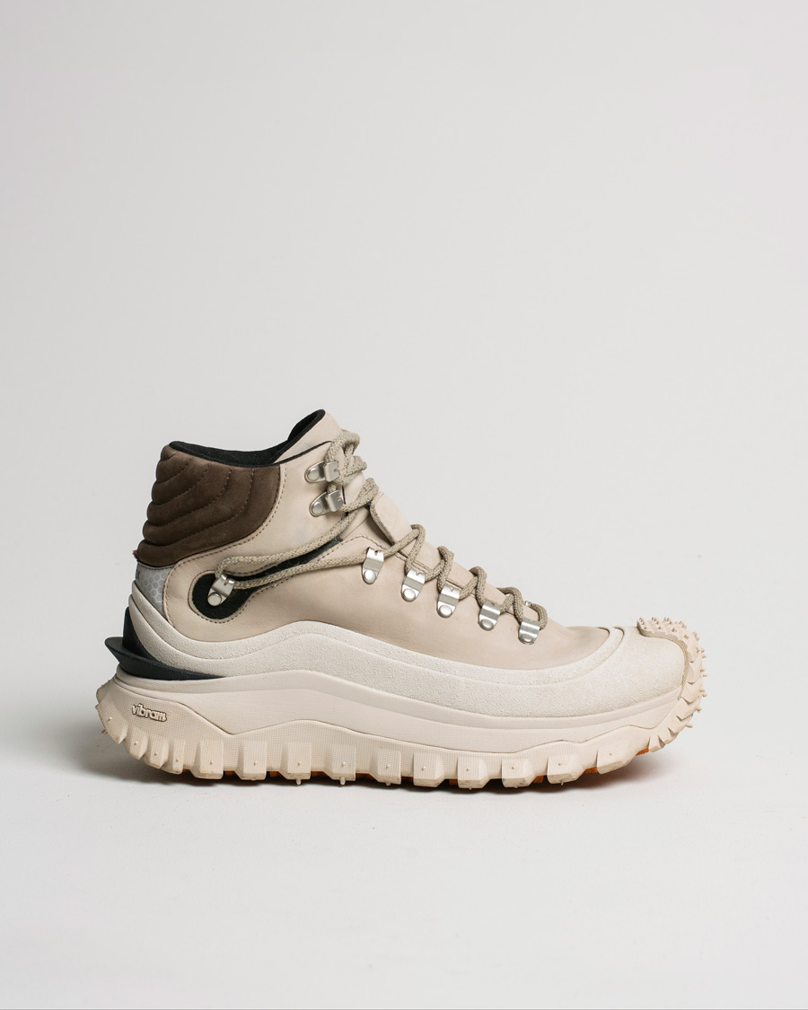 Herren | Moncler Trailgrip GTX Sneakers Beige | Pre-owned | Moncler Trailgrip GTX Sneakers Beige