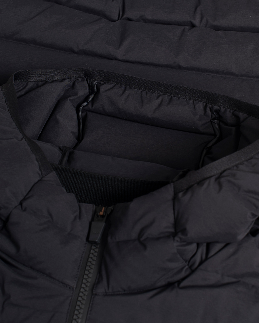 Herren | Jacken | Pre-owned | UBR Sonic Delta Hooded Jacket Black Storm