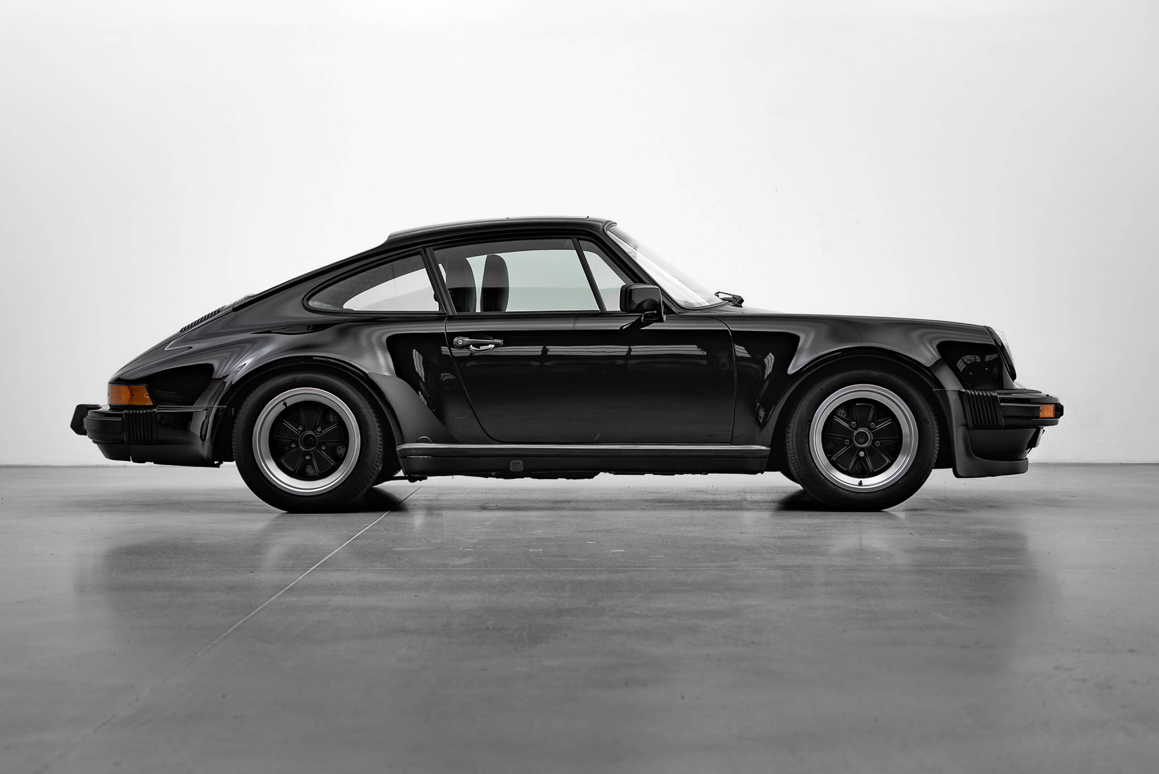 Herren |  | Pre-Owned & Vintage Cars | Revive One – WTL Electric