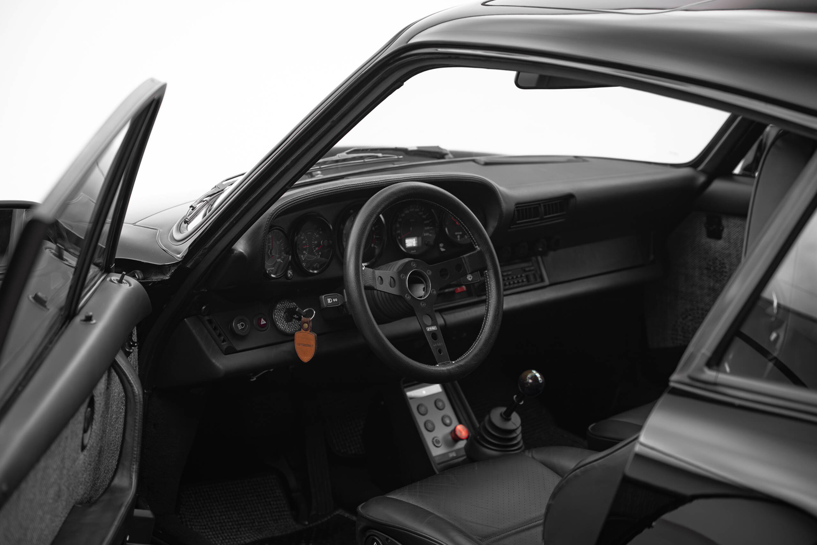 Herren |  | Pre-Owned & Vintage Cars | Revive One – WTL Electric