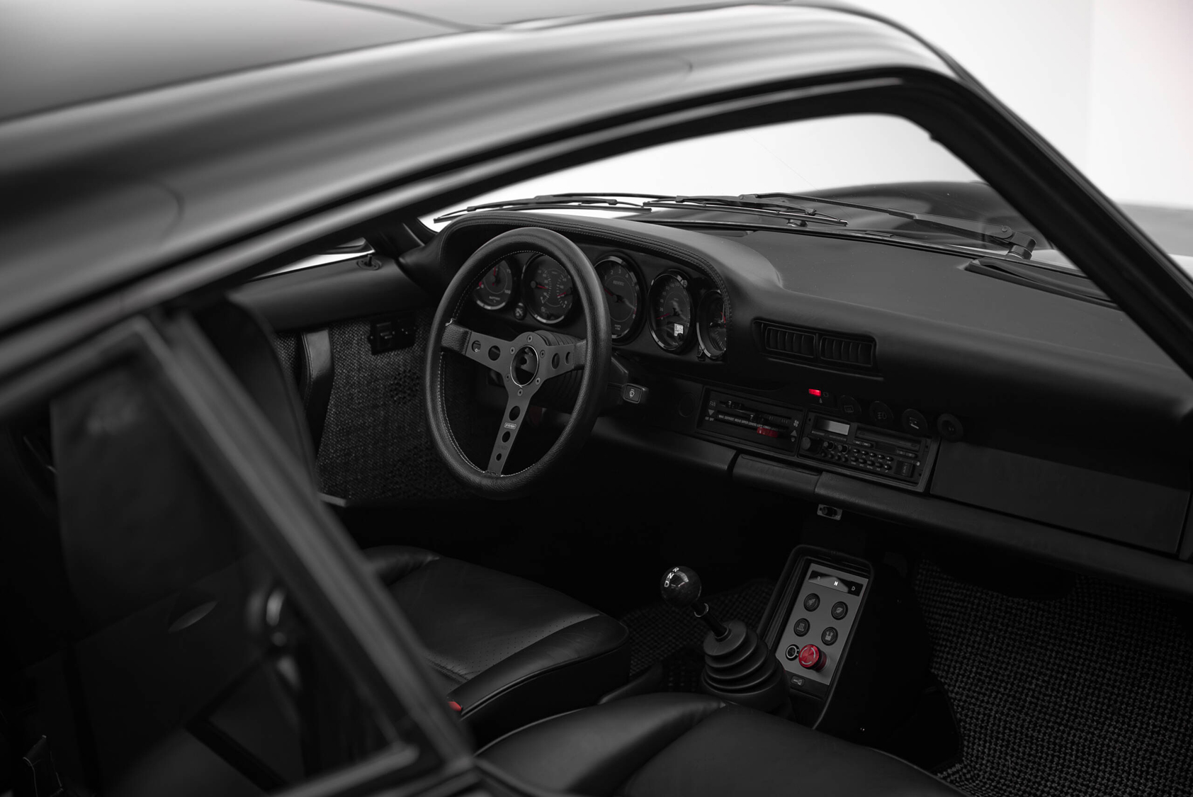 Herren |  | Pre-Owned & Vintage Cars | Revive One – WTL Electric